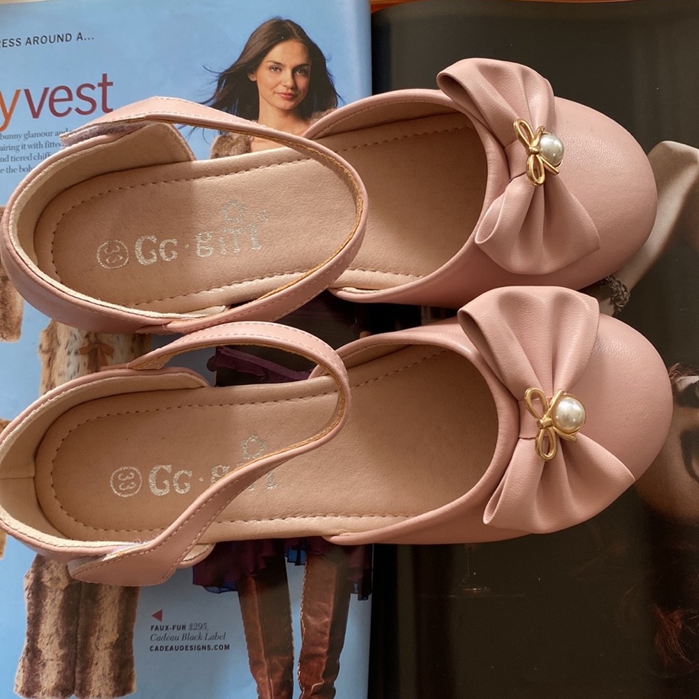 Baby Pink GG. giTi girl Bow Shoes